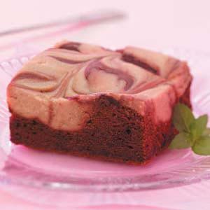 How do you find Taste of Home cake recipes?