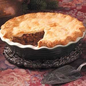 What is a good recipe for a French tourtiere meat pie?