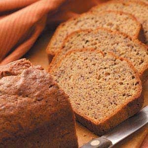 What are some easy recipies for moist banana cake?