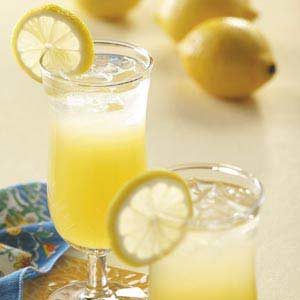 10 Seriously Refreshing Lemonade Recipes| Lemonade Recipes, Lemonade Recipes for Summer, Beverage, Drink Recipes, Drinks for Summer, Summer Recipes, Delicious Drink Recipes, Popular Pin
