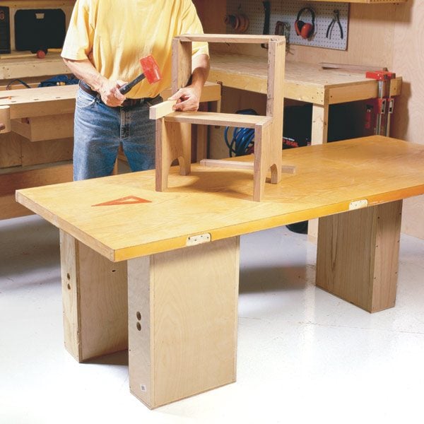 How to Build Workbenches: 4 Knockdown Designs The Family 