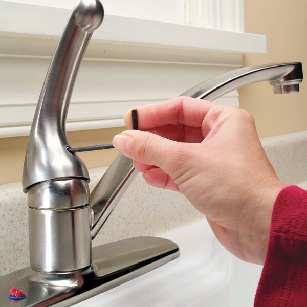 How to Repair a Single-Handle Kitchen Faucet | The Family Handyman
