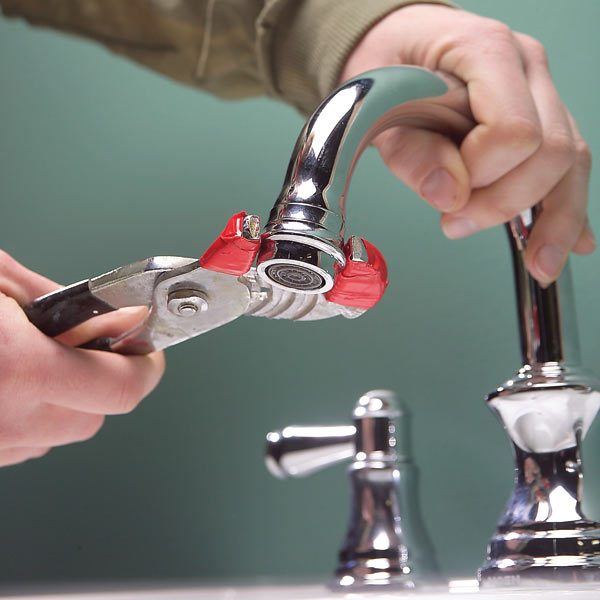 What type of wrench do you use to remove a aerator from a faucet?