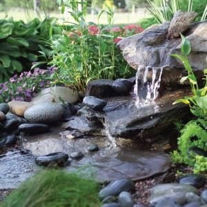 12 DIY Water Features for Your Backyard| DIY Water Features, Make Your Own Water Features, Water Features, Backyard Water Features, DIY Backyard Water Features, Outdoor Living, Outdoor Projects, Outdoor Water Fountain Projects, Popular Pin 