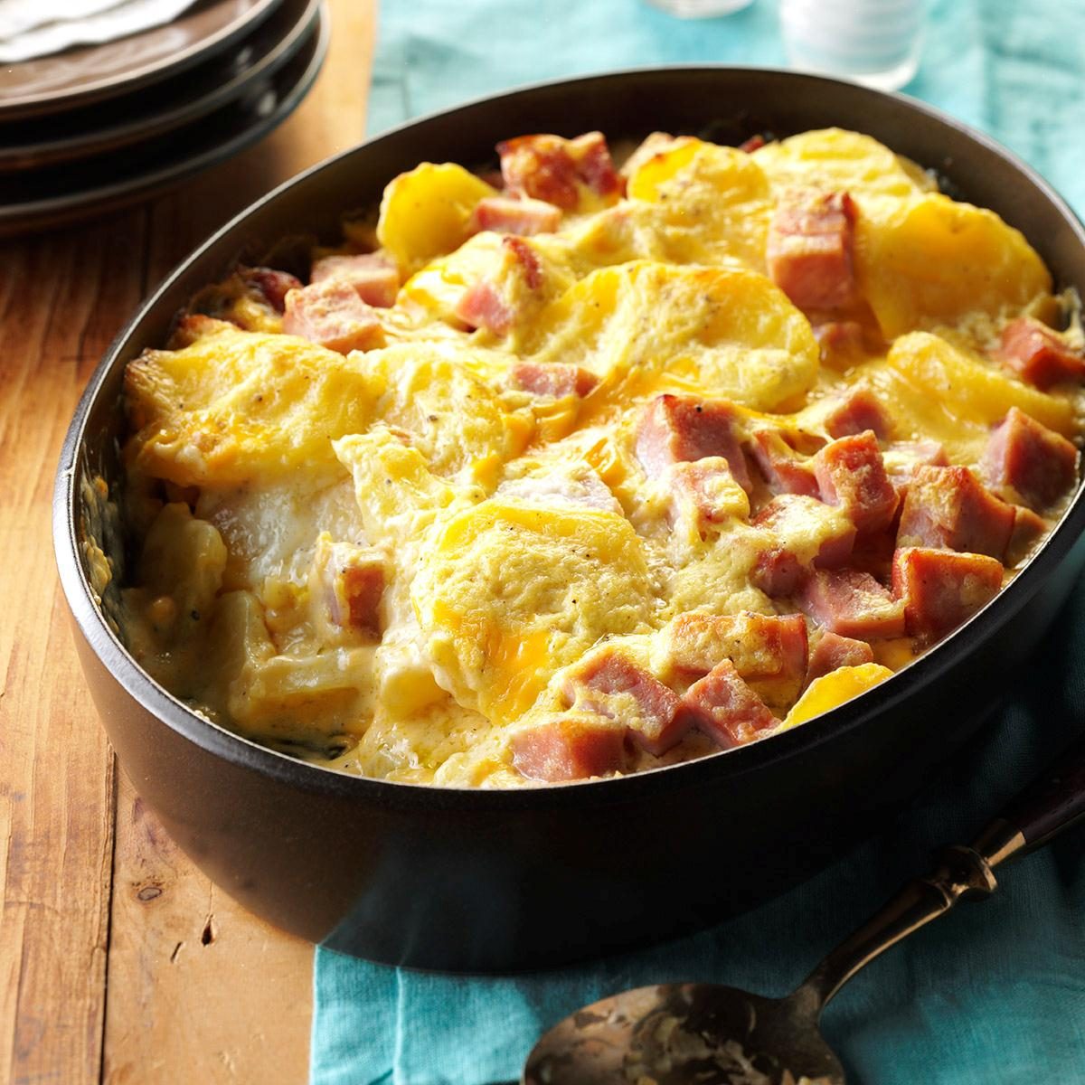 Cheesy Scalloped Potatoes & Ham Recipe Taste of Home