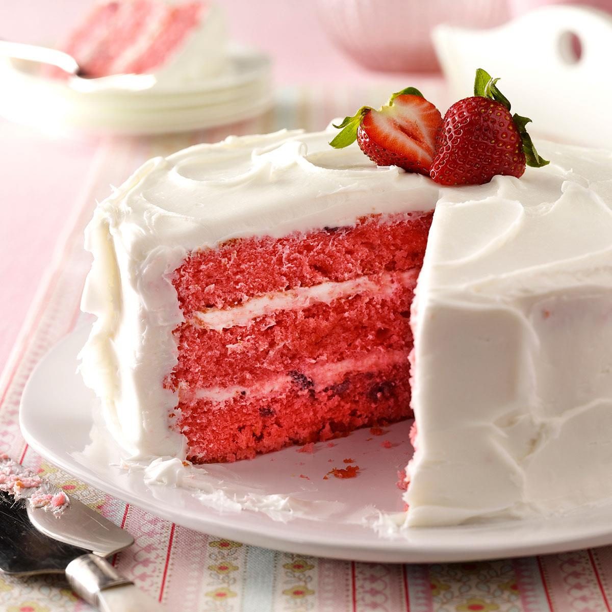 Strawberry-Cake_exps14881_W101973175B04_