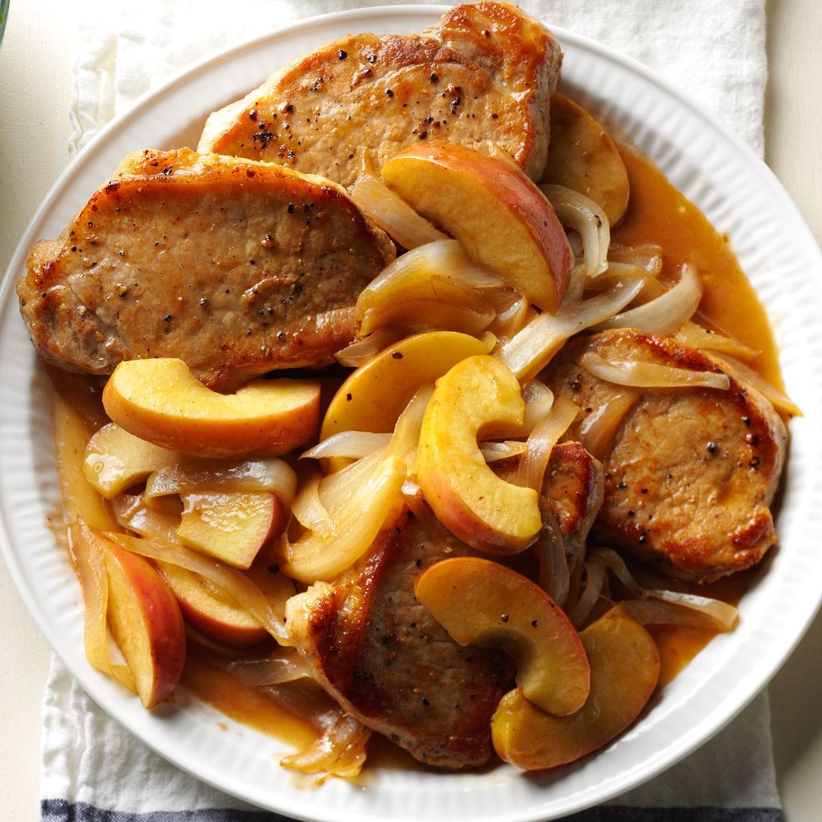 Skillet Pork Chops with Apples & Onion Recipe | Taste of Home