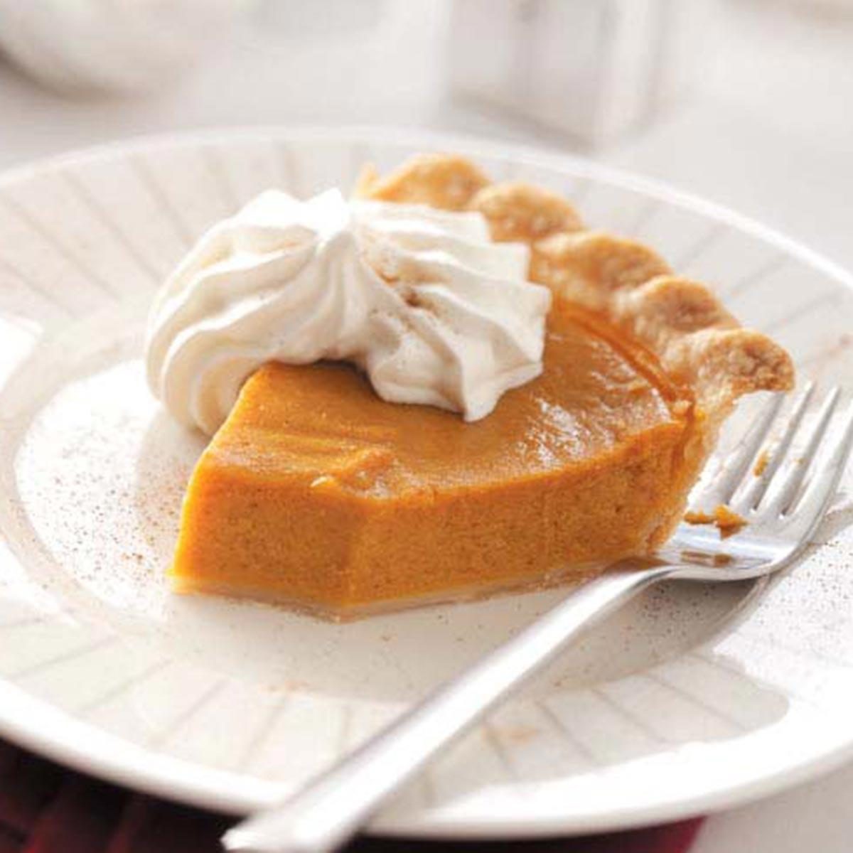Cinnamon Pumpkin Pie Recipe | Taste of Home
