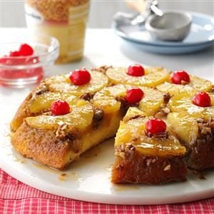 Skillet Pineapple Upside-Down Cake